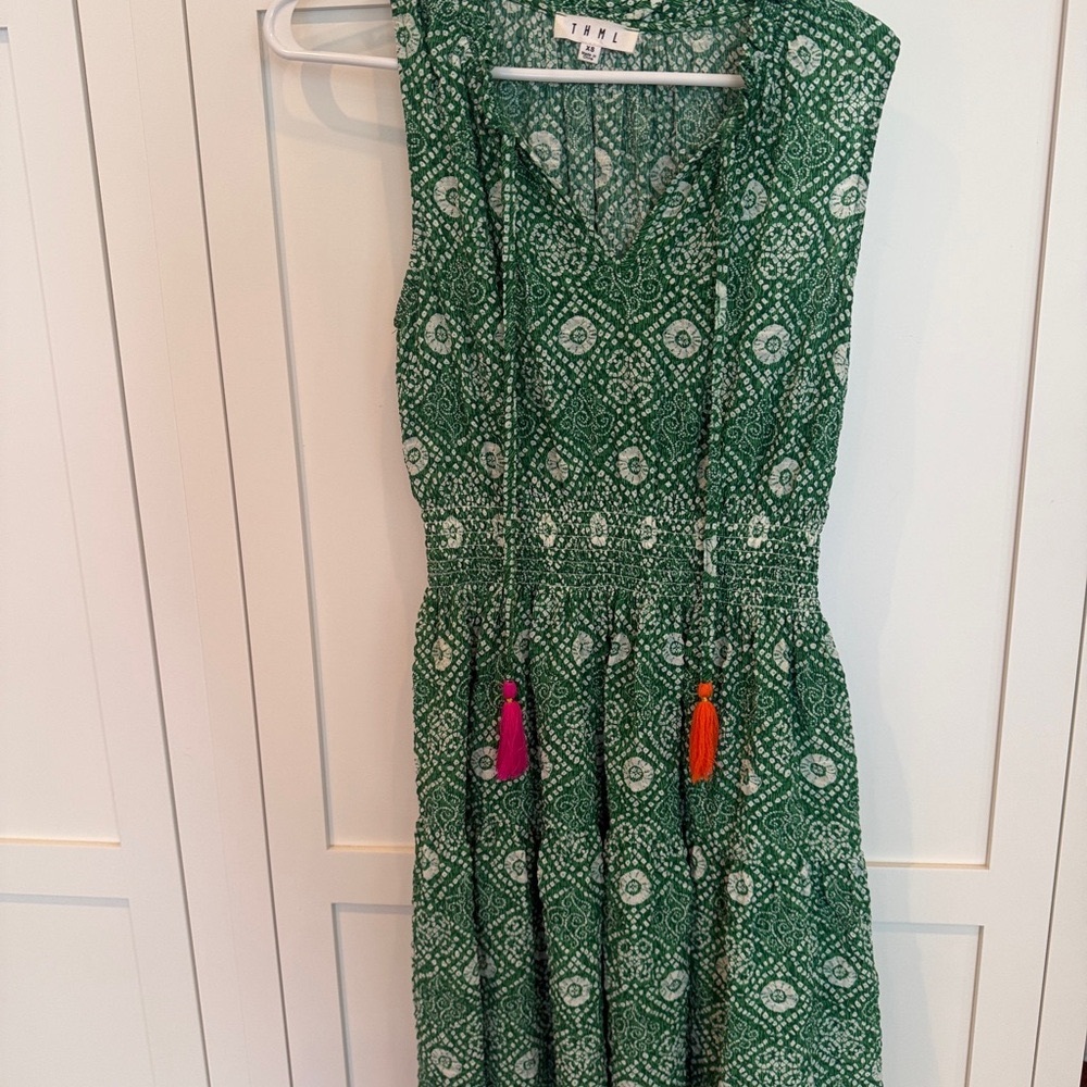 THML sleeveless v neck short summer green  Dress XS golf casual
